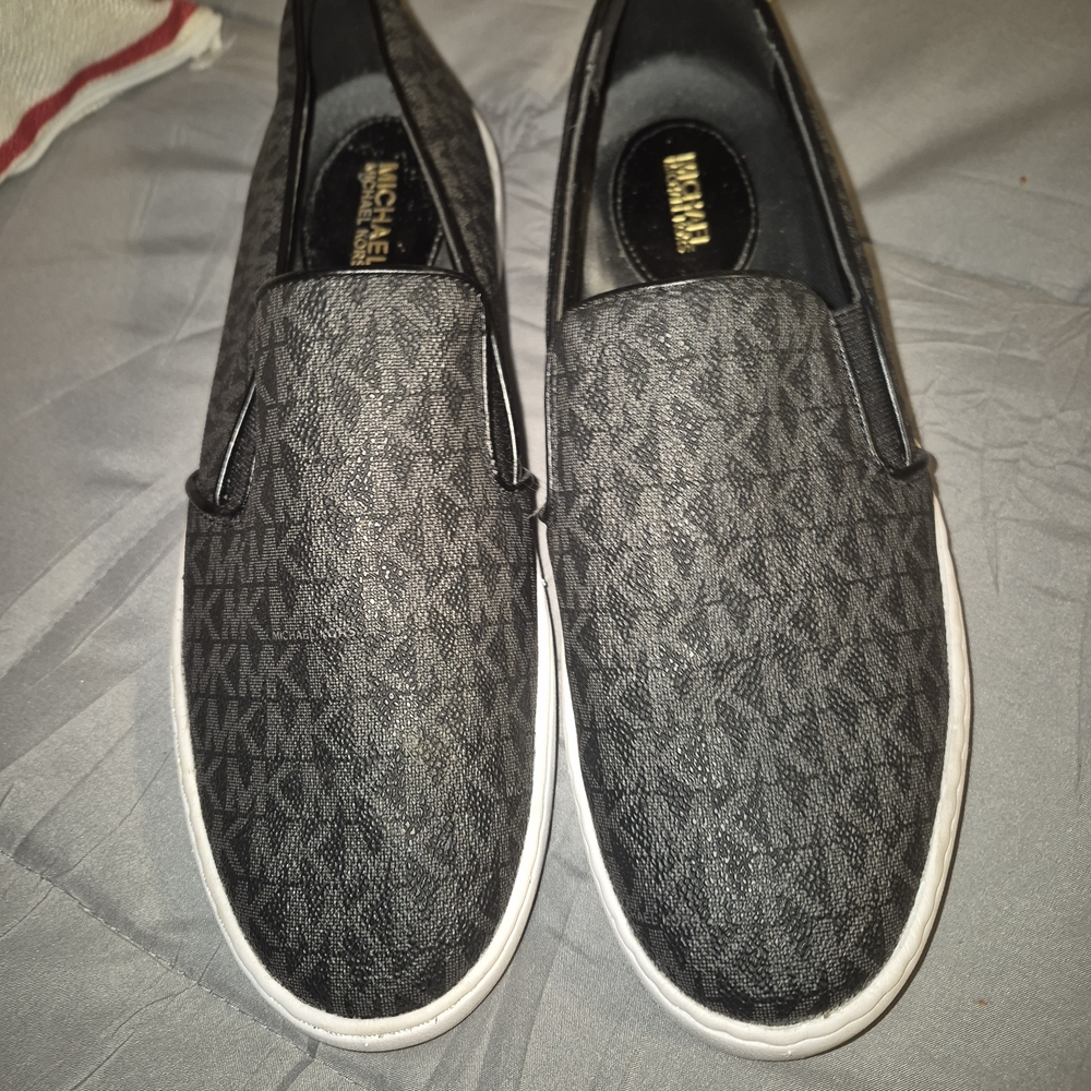 Like NEW Michael Kors Black Slip-On Shoes 9